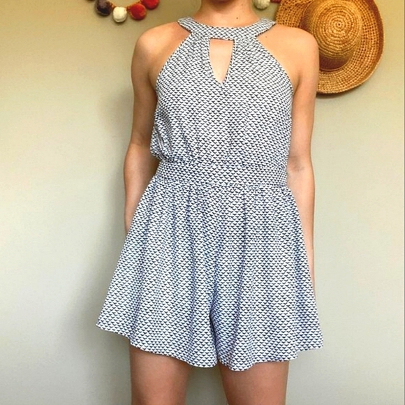 Francesca's Miami Black and White Pattern Romper Size Medium - Picture 3 of 11